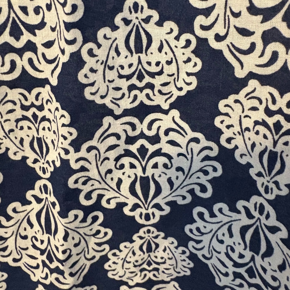 Talbots Elegant Blue and White Lace Tunic - Picture 4 of 6